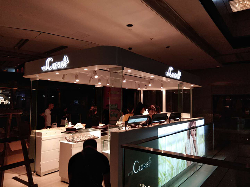 cloris 珠寶展柜設(shè)計(圖3)